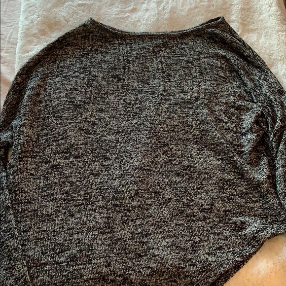Oversized Mossimo sweater. Size XS. - Picture 3 of 3